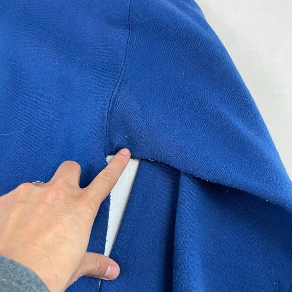 VTG 90s Eastern Illinois University MOM Sweatshirt size L Blue Pullover - Picture 9 of 9